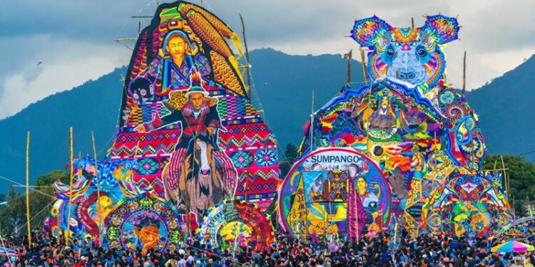 Guatemala impulsa la inscripción de la “Técnica de Elaboración de los Barriletes Gigantes de Sumpango y Santiago Sacatepéquez” como Patrimonio Inmaterial de la Humanidad