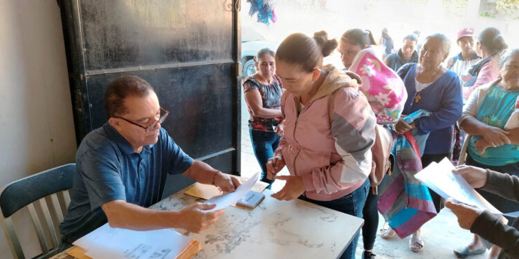 Familias de Jalapa y Santa Rosa reciben Alimentos por Acción