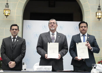 Presentan Iniciativas de Ley y acuerdos gubernativos para combatir la corrupción