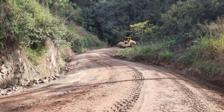 Camino de Joyabaj luce renovado