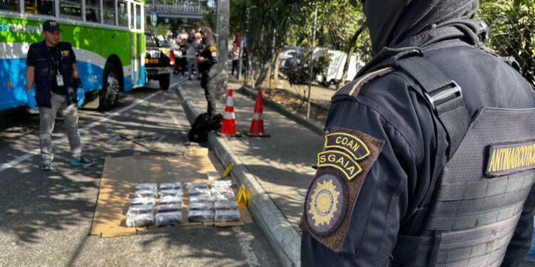 Persecución policial: Capturado transportada droga valuada en más de Q2 millones
