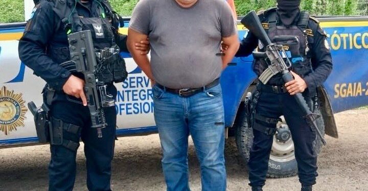 Otro golpe al narco: SGAIA captura a supuesto coordinador de traslados de droga a Guatemala y México