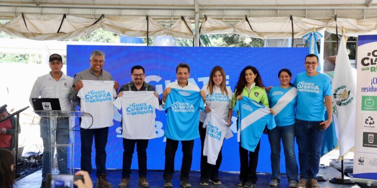 MARN y WWF lanzan la campaña #GuateClasificaSuBasura