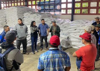 Bono Campesino llega a familias de San Luis, Petén