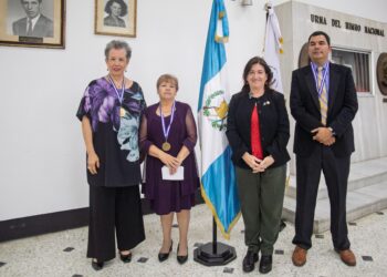 ¡La Medalla de Honor al Mérito Popol Wuj ya tiene dueños!