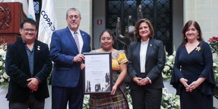 Los Acuerdos de Paz nuevamente al centro de la agenda de gobierno