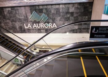 Ascensores y gradas eléctricas del AILA serán espacios seguros para los usuarios   