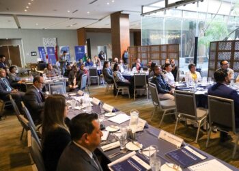 Avanza iniciativa para normar actividades portuarias que mejoren las inversiones públicas y privadas