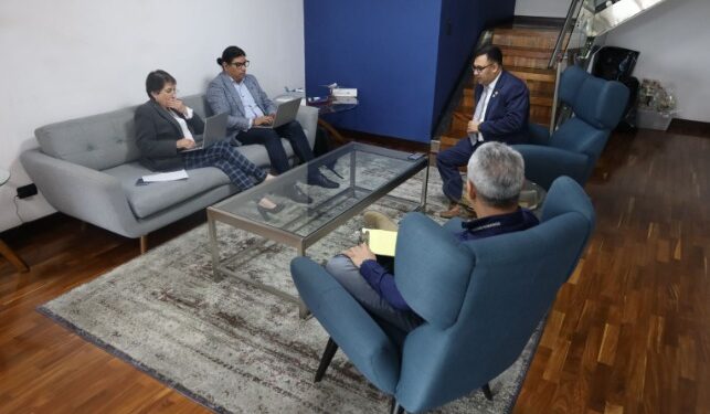 Mejoras en el transporte público son analizadas por autoridades de CIV y PDH