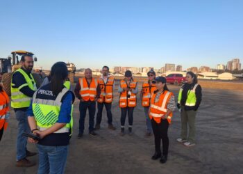 Supervisan avances en reconstrucción de pista de taxeo en el Aeropuerto Internacional La Aurora para verificar