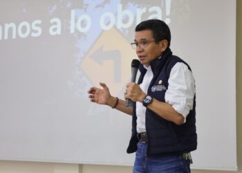 Ministro de Comunicaciones fija ejes de trabajo para 2025