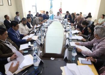 Mesa técnica establecerá ruta para viabilizar proyectos del CIV detenidos por años