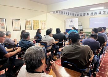 Capacitan a Personal del Hospital de Enfermedades Respiratorias acerca de Protección Animal