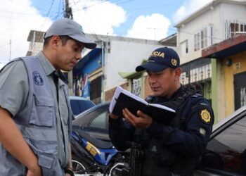 Decomisan perro en zona 18 por incumplimiento a ley de Bienestar Animal