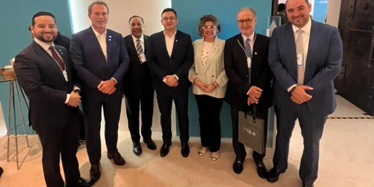 Vicecanciller de Guatemala participa junto al MINECO y el INGUAT en la Cumbre Mundial de Gobiernos, en Dubái