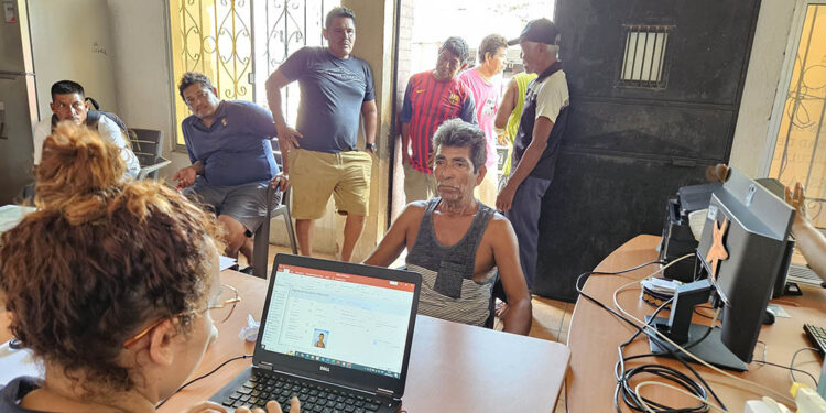 Inician jornadas de registro de pescadores 2025