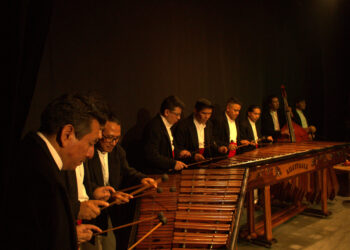 Marimba Guatemala del Ballet Moderno y Folklórico celebró su trigésimo aniversario