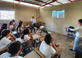 Se da impulso a la educación alimentaria y a los huertos escolares en El Progreso