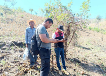 Verifican área para impulsar sistema de riego por goteo en Chiquimula