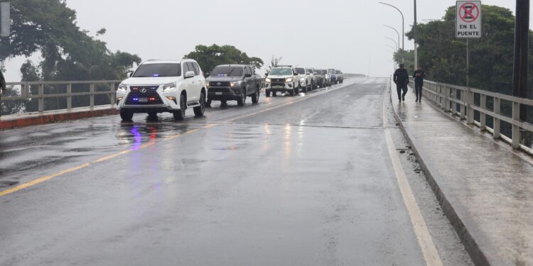 Ministerio de Comunicaciones refuerza compromiso con la infraestructura de Izabal