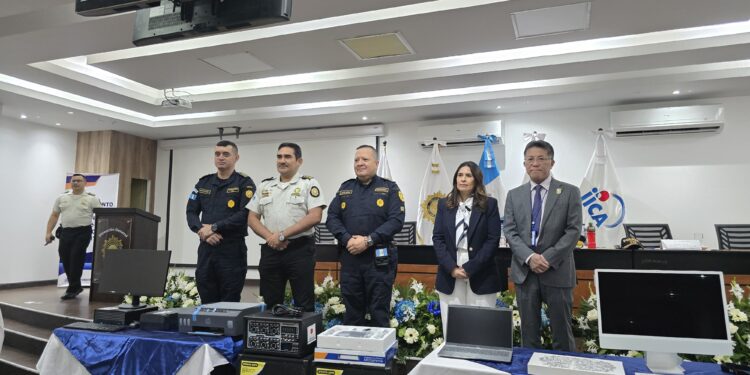 Nuevos equipos tecnológicos fortalecen capacidades policiales en el Distrito Central