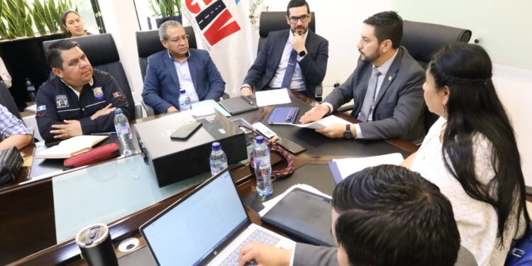 CIV impulsa soluciones para reactivar proyecto vial en Alta Verapaz