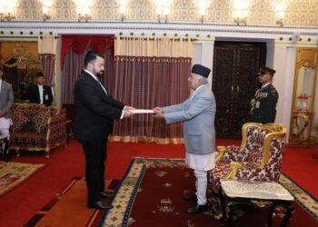 Embajador de Guatemala presenta cartas credenciales al Presidente de Nepal