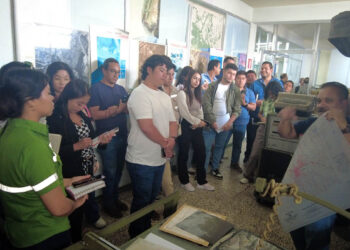 Estudiantes exploran el mundo cartográfico en el IGN