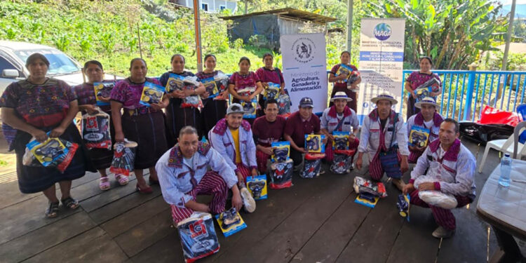Invertir en los pequeños caficultores, es invertir en el futuro del café guatemalteco