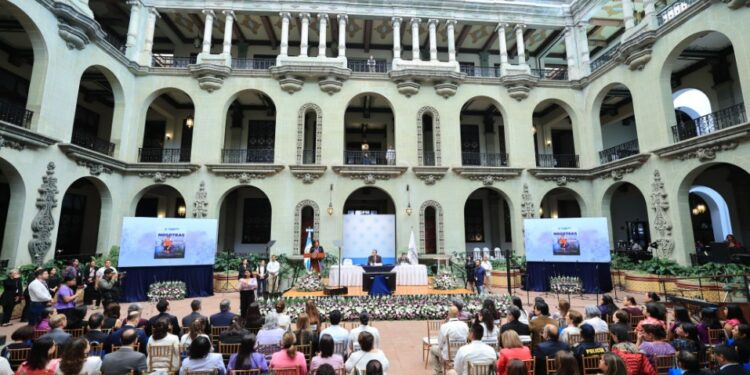 Día Internacional de la Mujer: Resaltan avances en equidad de género