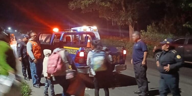 PNC apoya en la atención a la emergencia del volcán de Fuego