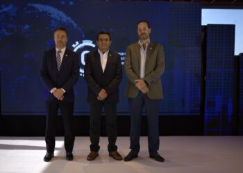 CIV expone su estrategia para atender la infraestructura vial y potenciar el crecimiento económico