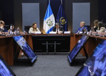 Comisión trabaja plan estratégico para prevenir y combatir la violencia armada