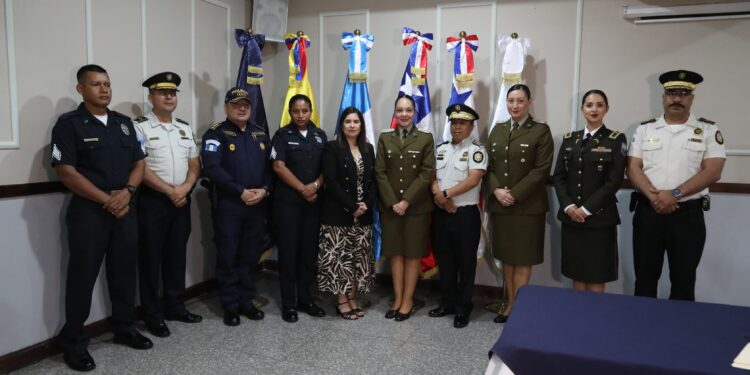 Capacitan a personal de América-Ameripol e instituciones de seguridad en Docencia Policial