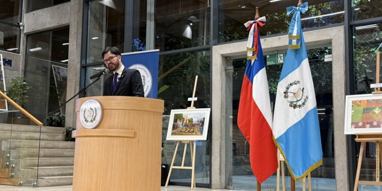 Exposición fotográfica en Chile.