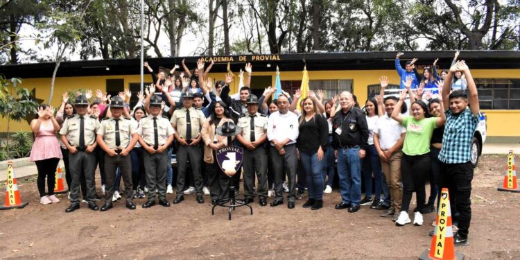 Jóvenes serán capacitados por PROVIAL para fortalecer la seguridad vial en Guatemala