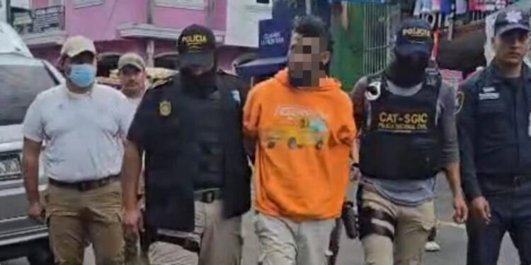 CAT expulsa a peligroso pandillero a El Salvador