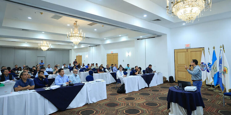 Guatemala cuenta con 40 mil kilómetros cuadrados libres de moscas de la fruta