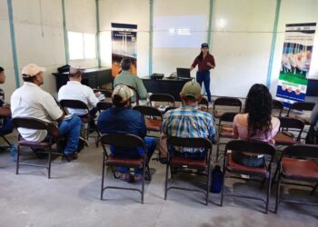 Optimizan asistencia técnica para combatir el Gusano Barrenador del Ganado en Escuintla