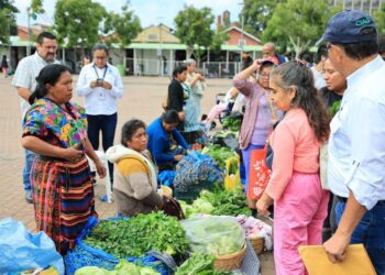 Viernes de Feria del Agricultor, con siete ediciones en distintos departamentos