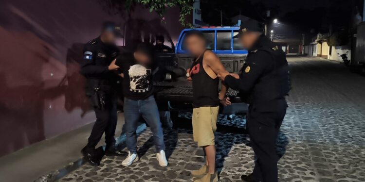 Arrestan a pandilleros tras lanzar granada a policías