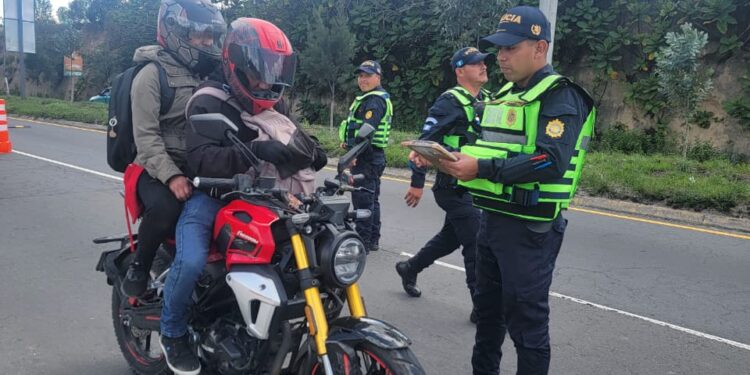 Tránsito PNC sanciona a más de 40 motoristas por infracciones a la Ley de Tránsito