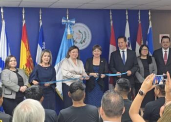 Guatemala inaugura el primer Centro de Impresión de Pasaportes en Canadá