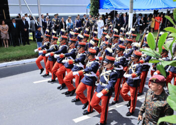 Conmemoran 154 aniversario de la Gesta Revolucionaria de 1871 y Día del Ejército
