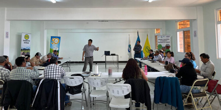 Extensionistas de Chimaltenango promueven el desarrollo agropecuario
