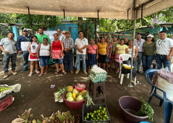 Feria del Agricultor en Retalhuleu impulsa el comercio local