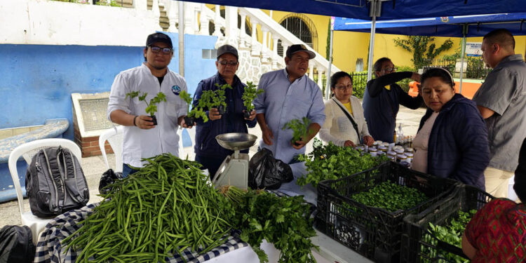 Feria del Agricultor impulsa productos de calidad en Sacatepéquez