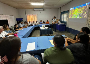 Instruyen a jóvenes del Servicio Cívico para apoyar el desarrollo rural en Zacapa