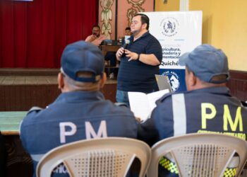 Realizan jornadas de capacitación acerca de protección y bienestar animal