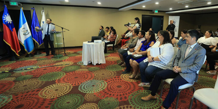 Realizan taller para ampliar oportunidades de productos pesqueros y acuícolas